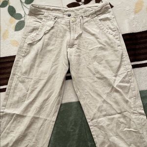 I’m selling Tommy Hilfiger Cream  pants size M